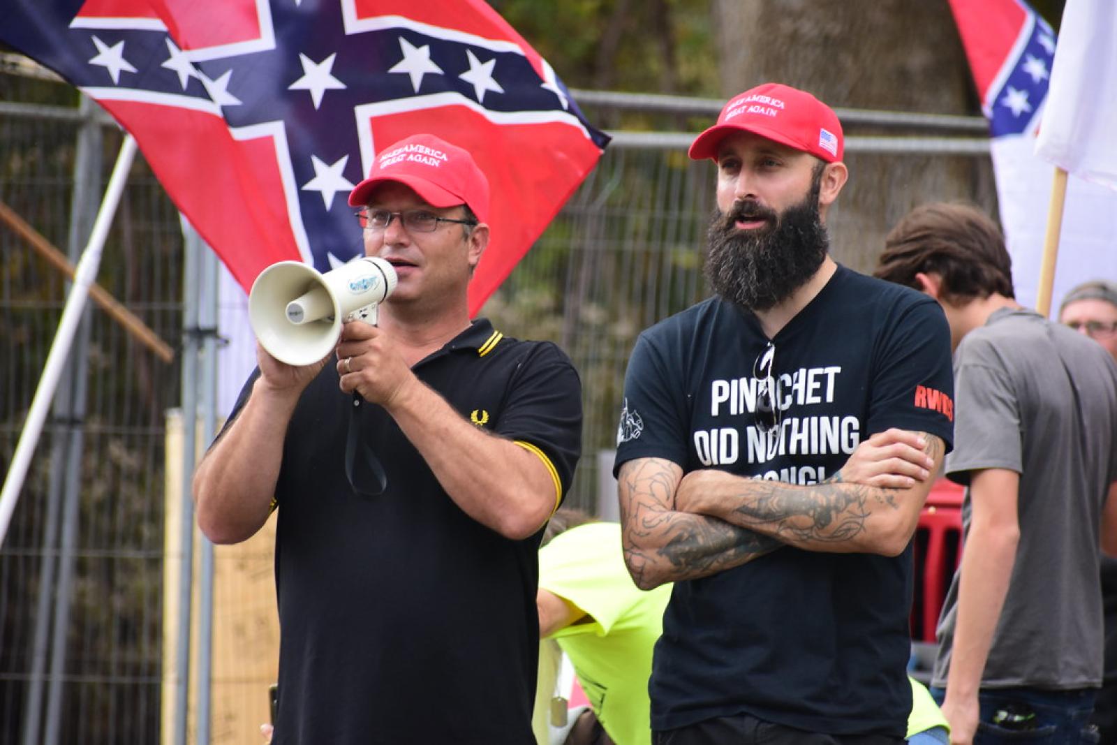 Proud Boys num comício nos Estados Unidos
