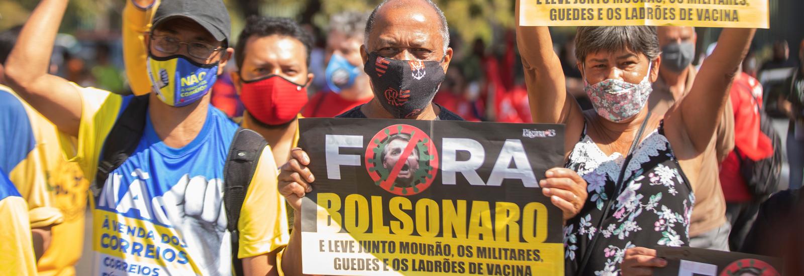 Protesto a exigir a demissão de Bolsonaro em Brasília a 18 de agosto de 2021