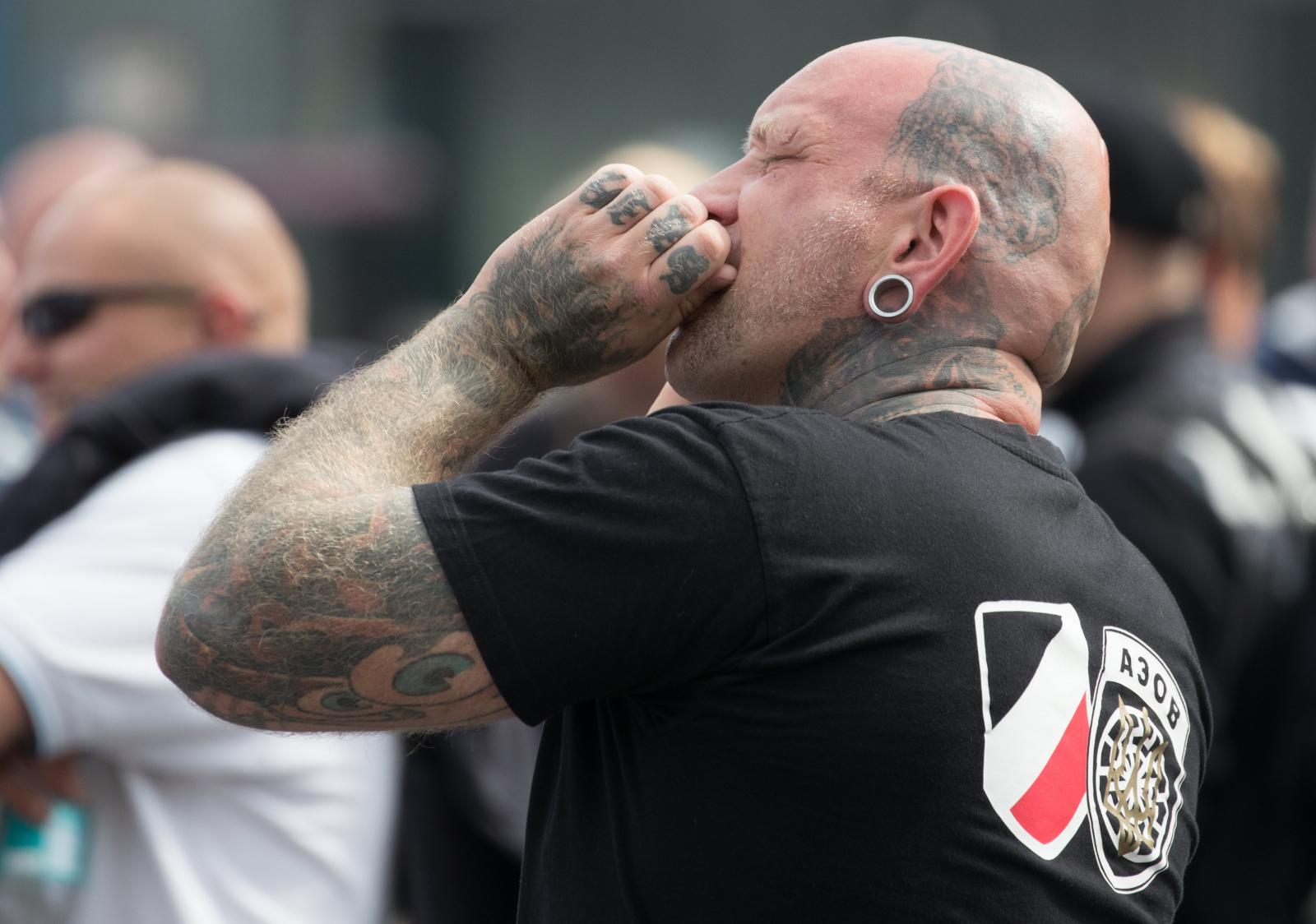 Neonazi