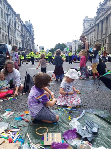 Extintion Rebellion Families
