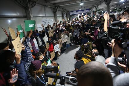 Manif dentro da COP