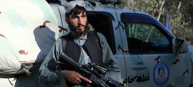 Talibã num checkpoint em Herat