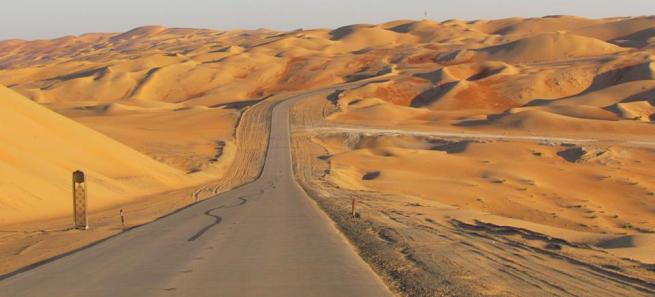 estrada deserto iemen